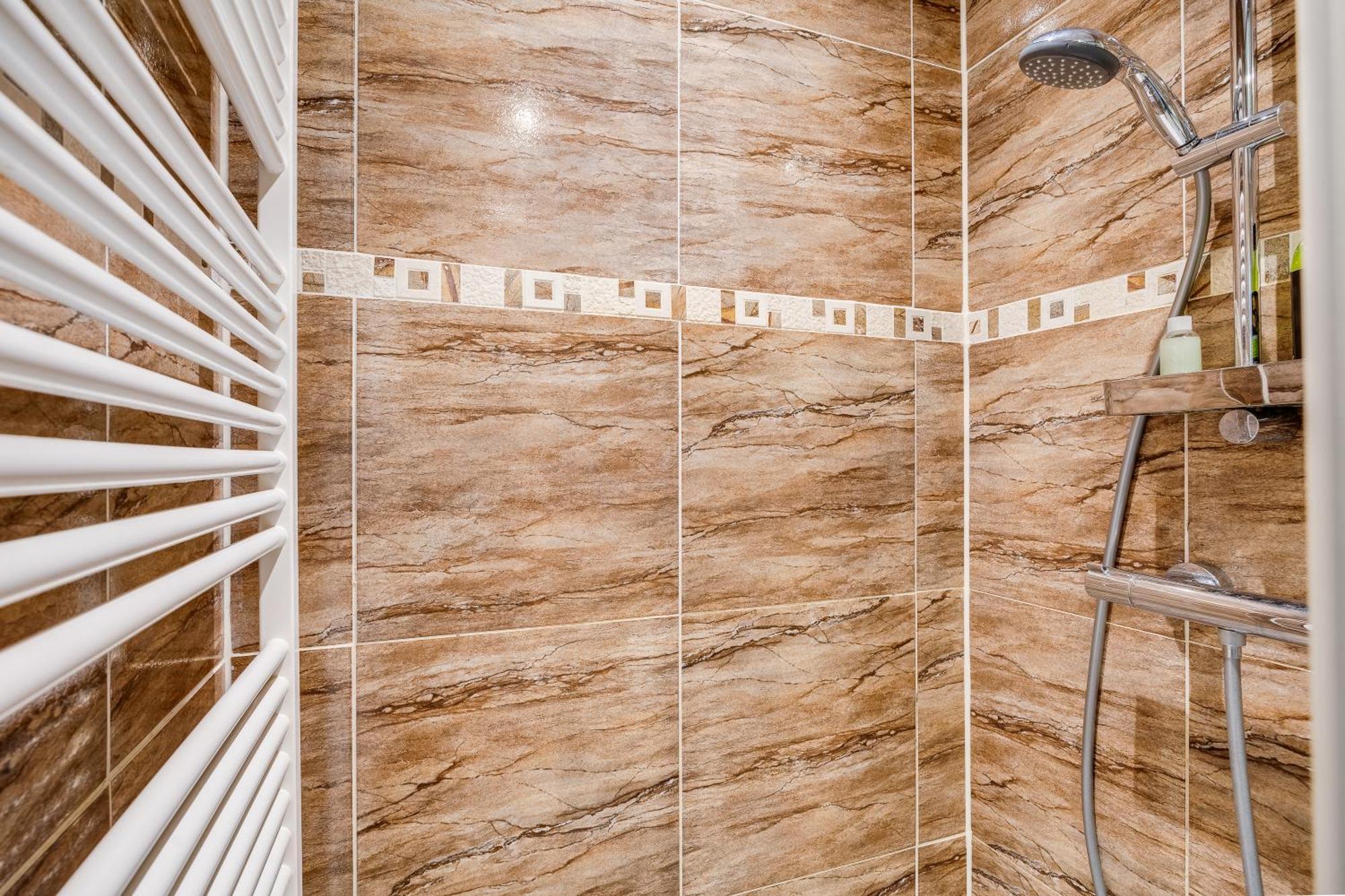 Luxe Wellness Apartment Apeldoorn With Jacuzzi And Sauna מראה חיצוני תמונה